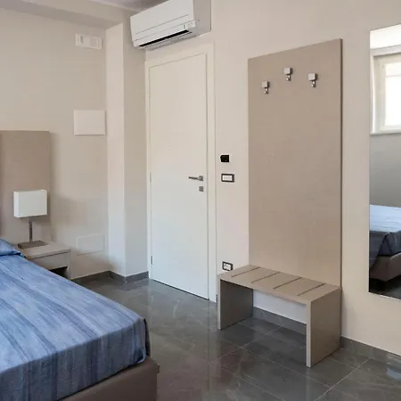 Πανσιόν Civico 43c 4*